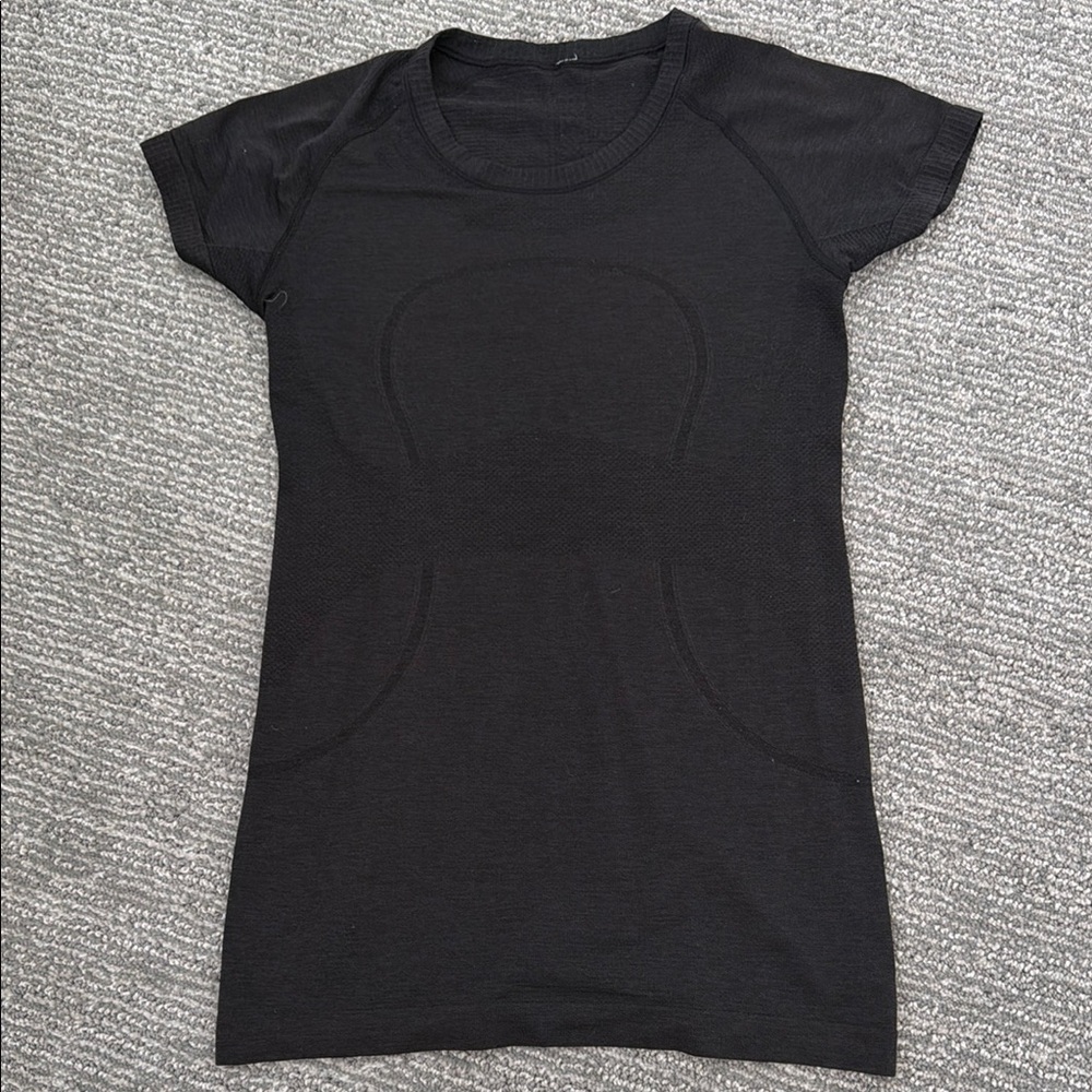 Black womens Lululemon T shirt